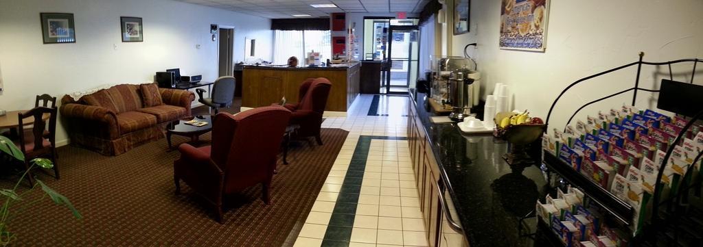 Americas Best Value Inn Bowie Buitenkant foto